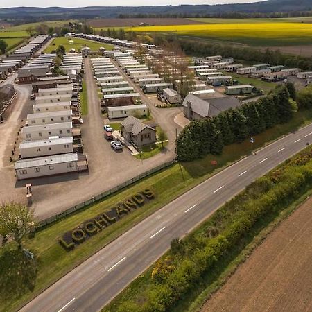 Tummel 2 Apartment Форфар Екстериор снимка